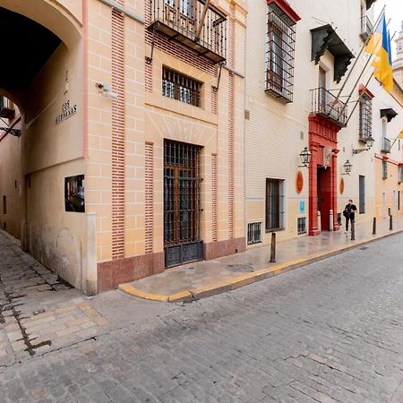 Bonito Callejon En La Juderia By Thegoodtourist Siviglia Esterno foto